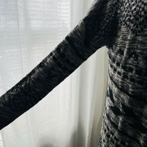 Maurices Black & Gray Soft Cozy Aztec Southwestern Long Cardigan Sweater - XXL - Picture 3 of 10